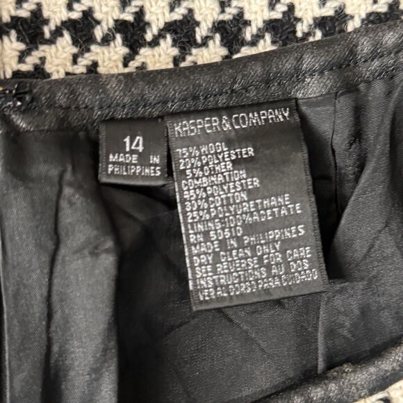 Kasper Skirt Womens‎ 12 Black White Houndstooth Pencil Straight Career Corpcore - Picture 8 of 9